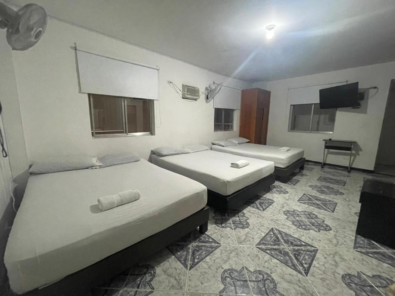 Hotel Villa Real Медельин Экстерьер фото