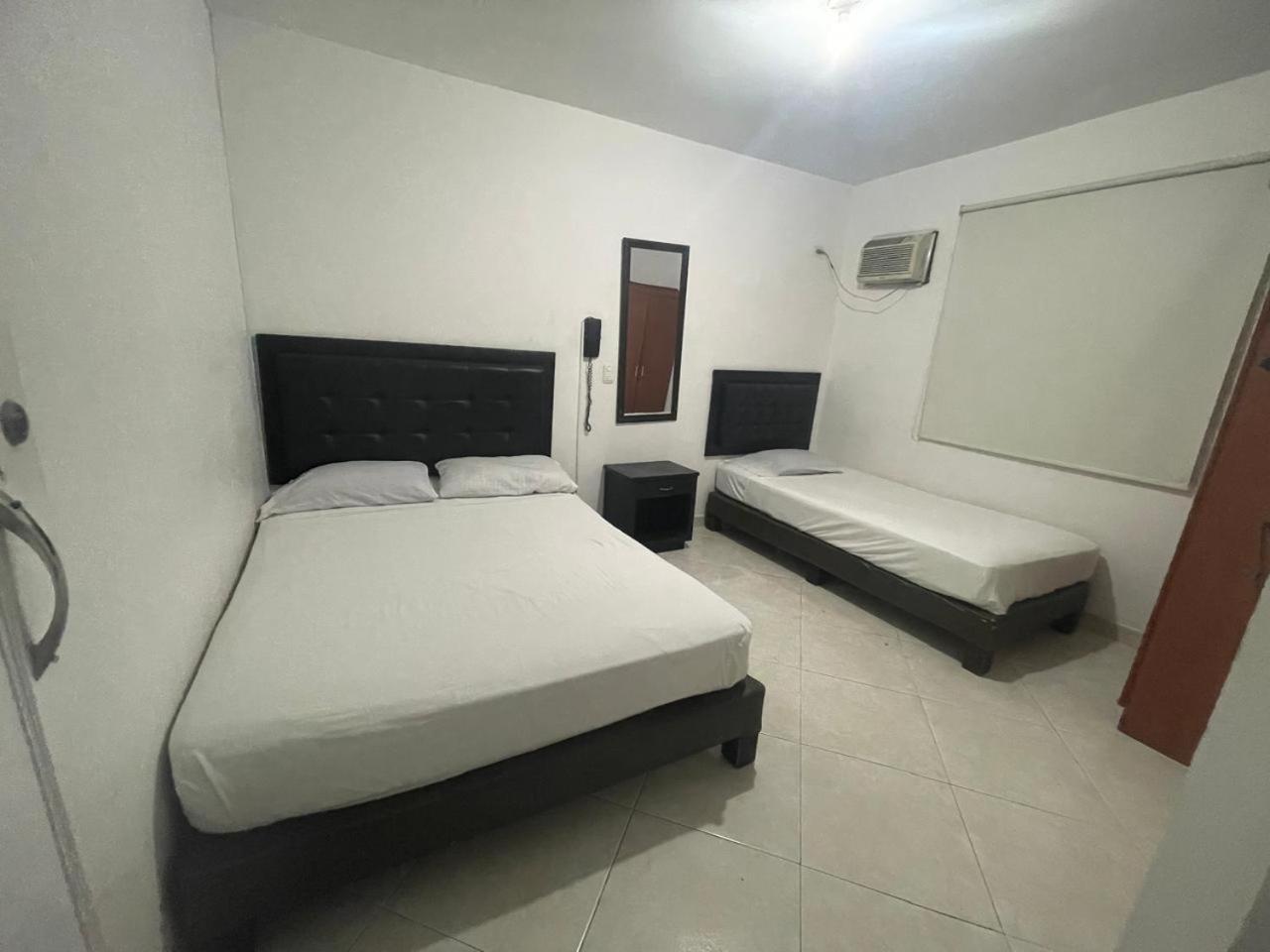 Hotel Villa Real Медельин Экстерьер фото