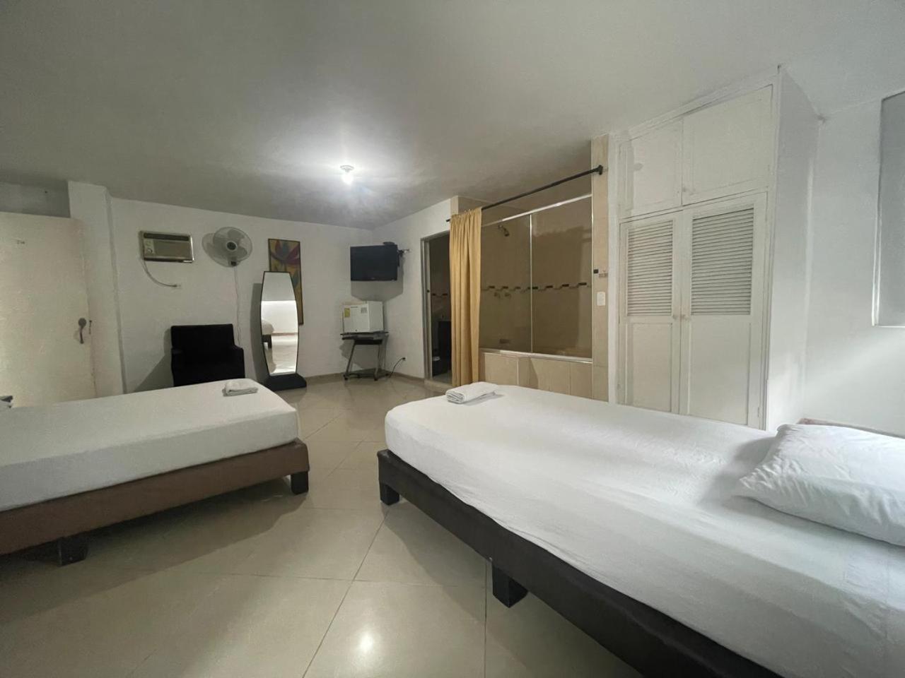 Hotel Villa Real Медельин Экстерьер фото