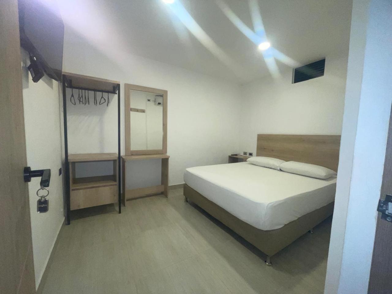 Hotel Villa Real Медельин Экстерьер фото